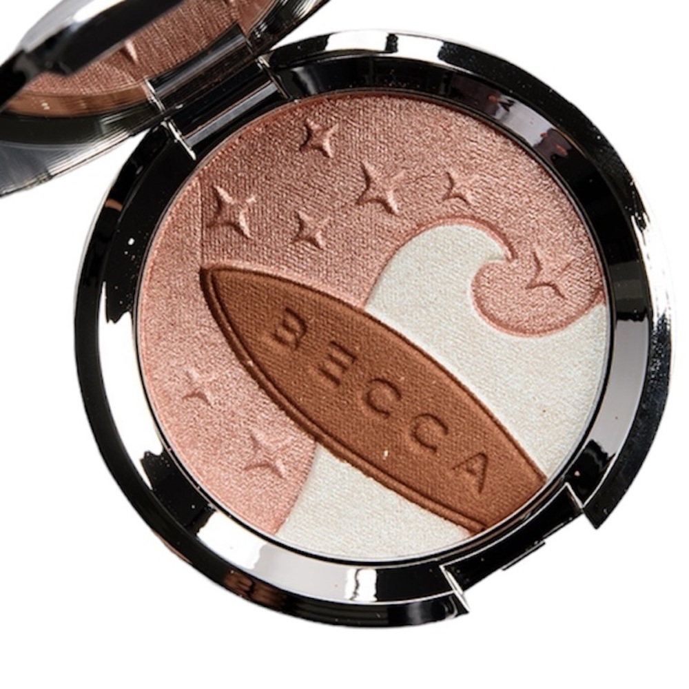BECCA Shimmering Skin Perfector in Ocean Glow